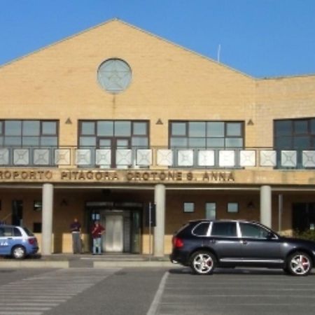 L'Isola Di Gaia Crotone Exterior foto