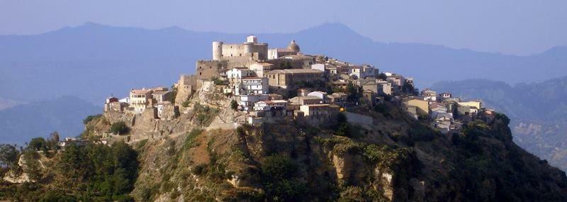 L'Isola Di Gaia Crotone Exterior foto
